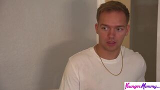 Kenzie Love sleduje, ako jej nevlastný syn šuká kundičku panny - prísnu radu matky