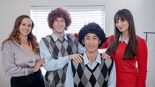 Horúca matka swap - krásne veľké prsia milfs pomáha priateľom robiť rozmaznané nevlastné deti