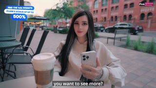 Hot teen masturbácia v kaviarni a na ulici, cmúľanie veľké vo verejných priestoroch