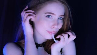 Hot Red Girl Mollyredwolf sa kurva nezastaví