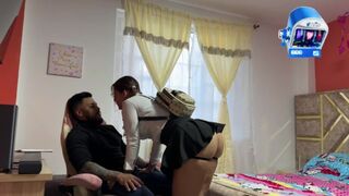 Som sám so sexy priateľkou môjho brata, a budeme spolu šukať bez gumy a prídem do jeho kundičky