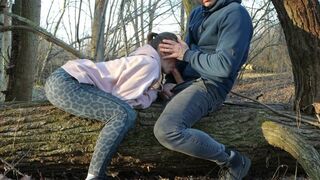 Pretiahol som sexy vydatého cudzinca v parku