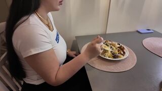 Sexi 20-ročné dievča sa kurva na prvom rande