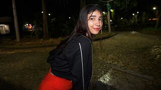 Verejné vyzdvihnutie končí v divokej trojke, keď súhlasíte s análom