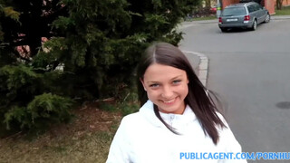 PublicAgent - 18 rokov dospievajúci jebaný v hoteli