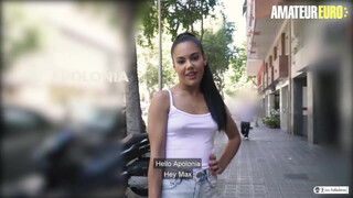 LASFOLLADORAS - Apolonia Lapedra je najkrajší španielsky model