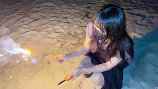 Horúca amatérska jebačka v horúcom kúpeli na pláži - divoká jebačka a lízanie tela bez obmedzenia