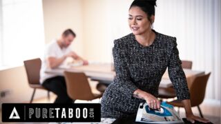 Hot MILF zvádza svojho trúchliaceho nevlastného syna v najnovšom videu Pure Taboo