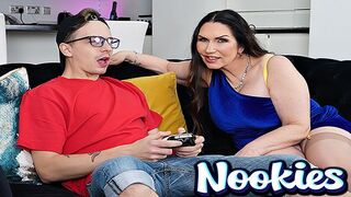 Nookies - Staršie Mostohaanya Josephine James Embarrassing Strips platiť nájom Mostohafia