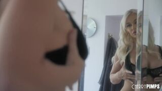 Veľké prsia Blond Milf Deep Throat akcie na Cherry Pimps Channel