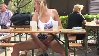 Extreme Public Piss 1 Budapest - Maďarský perverzný cheat sex