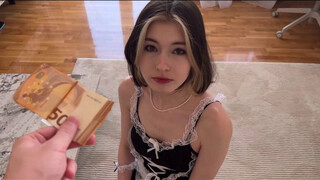 Cutie Kim má sex za peniaze