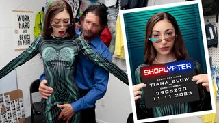 Tiana Blow divoká fantázia sa splní s mimozemským vtákom