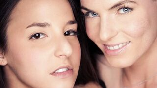 Amirah Adara a Eileen Sue je horúce lesbické hry